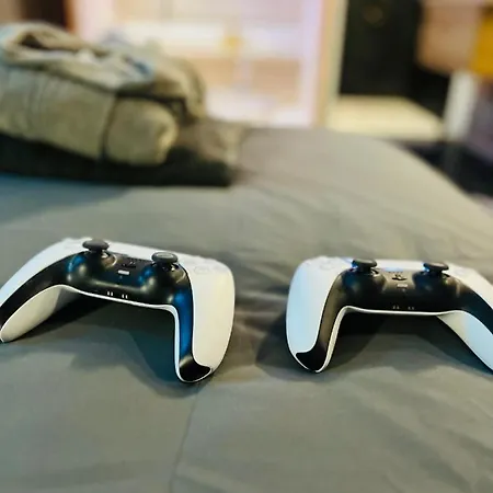 Capsule Street Art - Sauna- Jacuzzi - Playstation 5 - Billard - Netflix - Cinema - Terrasse דואי